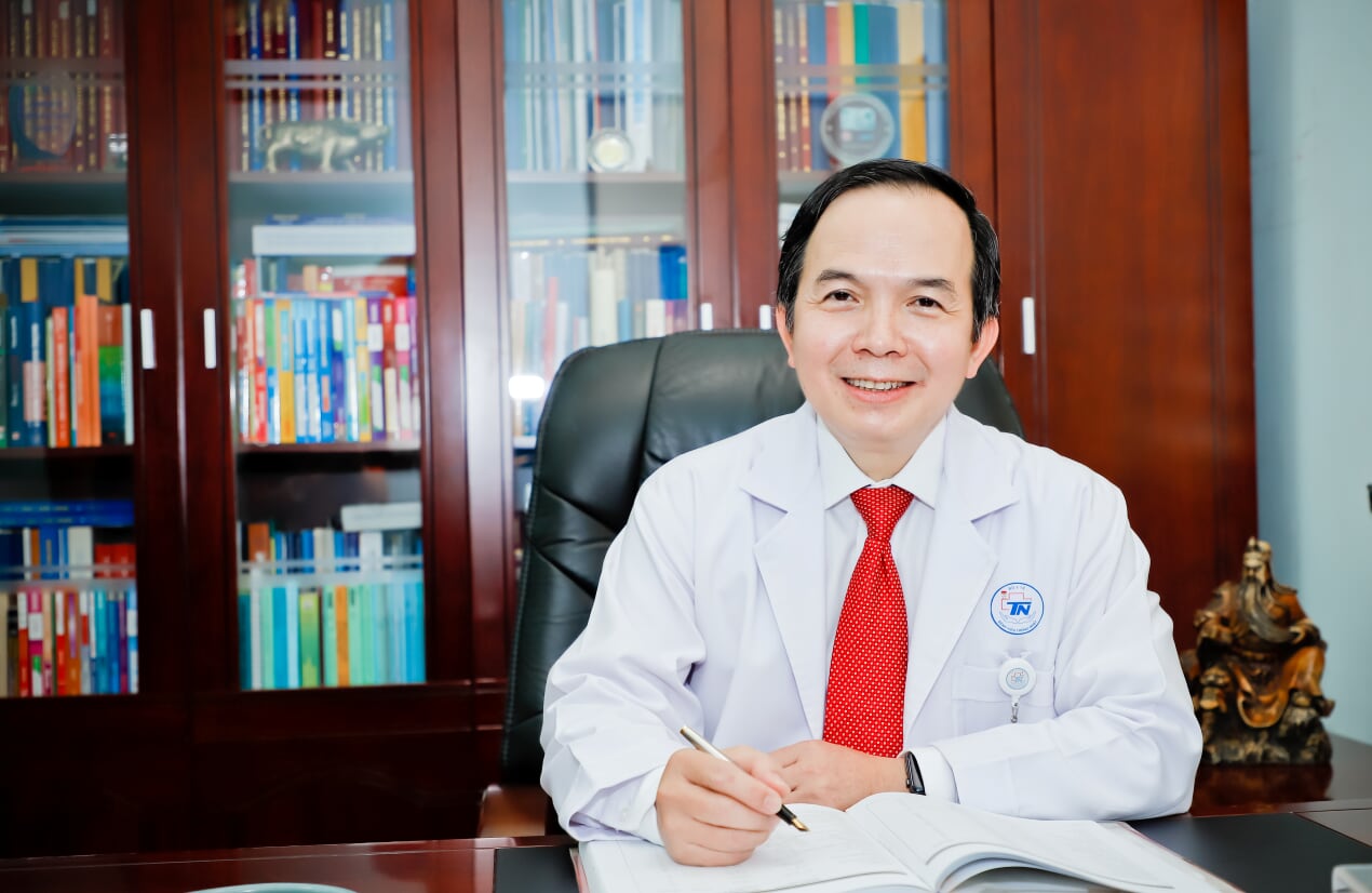 PGS.TS.BS Đỗ Kim Quế: Chữ tài liền với chữ tâm